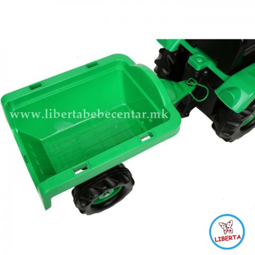 Трактор со приколка (green)