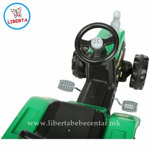 Трактор со приколка (green)