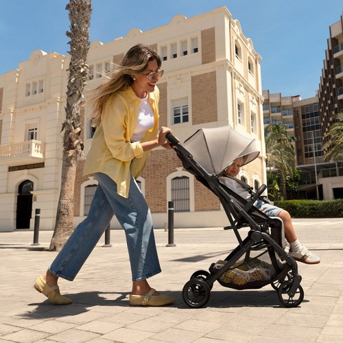 Kinderkraft количка - INDY 3 urban grey