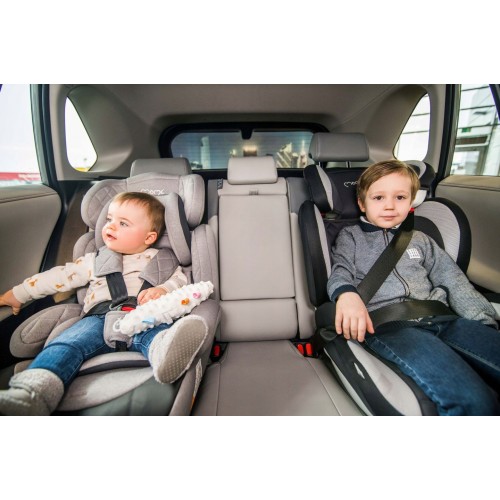 MoMi AXO седиште за во кола black