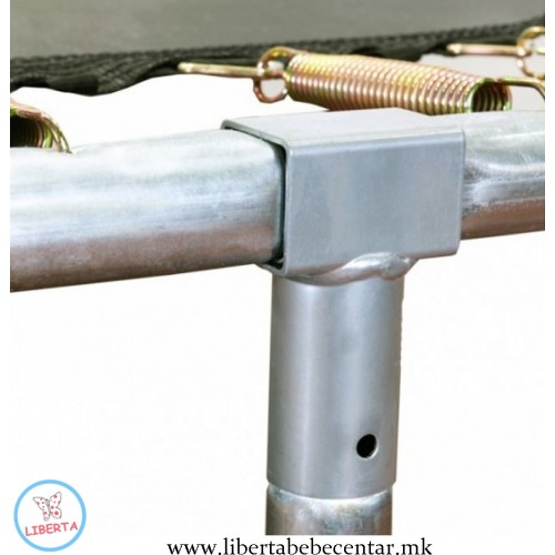 Трамболина со скалички (Ширина:2.44m Висина: 2.05m)